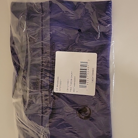 FREE PEOPLE MOVEMENT FREE THROW SHORTS IN OUTER SPACE NWT •S - Picture 11 of 11